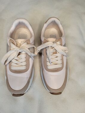 DV by Dolce Vita Breela Sneakers Women 6.5 Blush Pink Tan Retro Lace Up